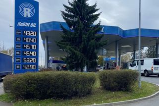 Elektromobil versus auto se spalovacím motorem. Cena paliv prudce vzrostla, nastal ten správný čas na výměnu vozu?